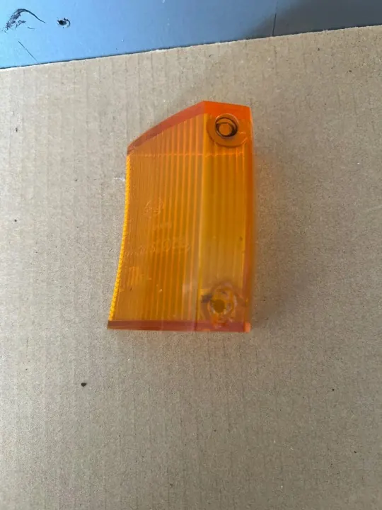 Clignotant gauche OEM 6636419 pour Opel Commodore A image 3