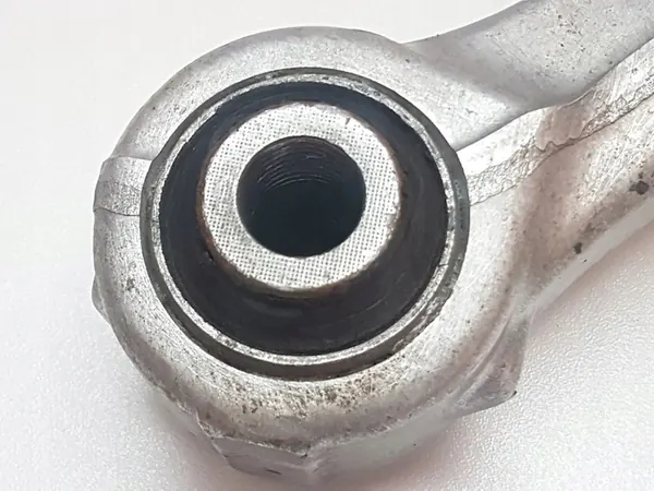 Nissan Rogue 2018 Bracci di Controllo Lato Sinistro image 6