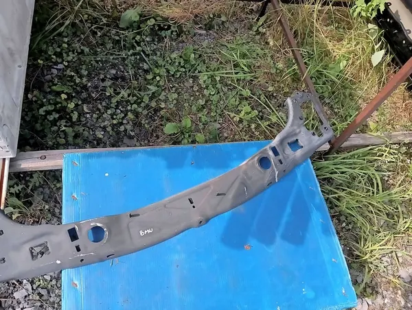 Vorderes oberes Verstärkungsstück BMW F48 F39 F45 F46 Mini 7301592 image 4