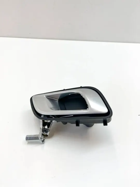 Poignée intérieure avant gauche OEM 1727660378 Mercedes image 2