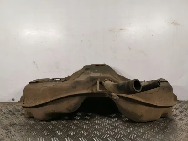 Tanque combustível Subaru Forester OEM FBZ8940 - Usado image 3