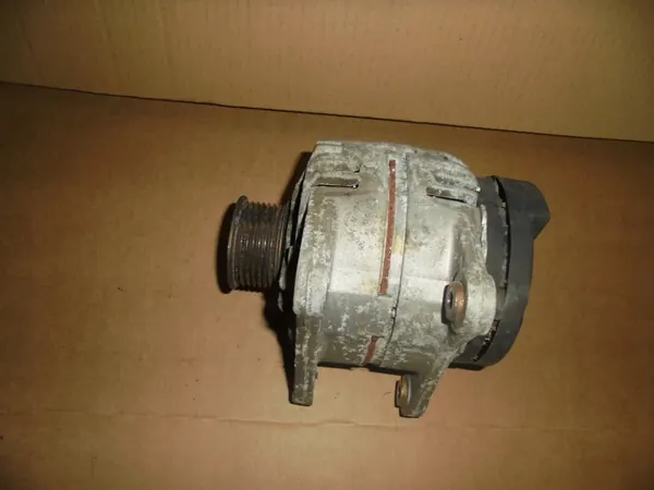 RENAULT MODUS 1.2 16V ALTERNATOR 8200429898 image 2