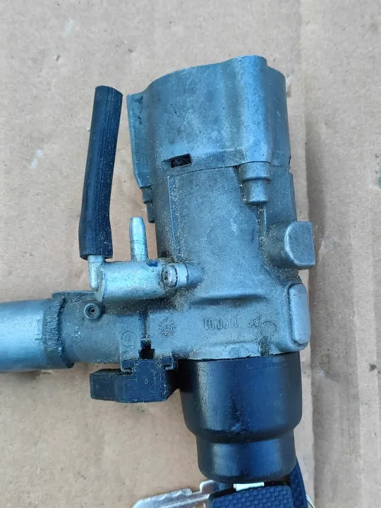 Interruptor de encendido Mercedes W124 Diesel OEM image 4