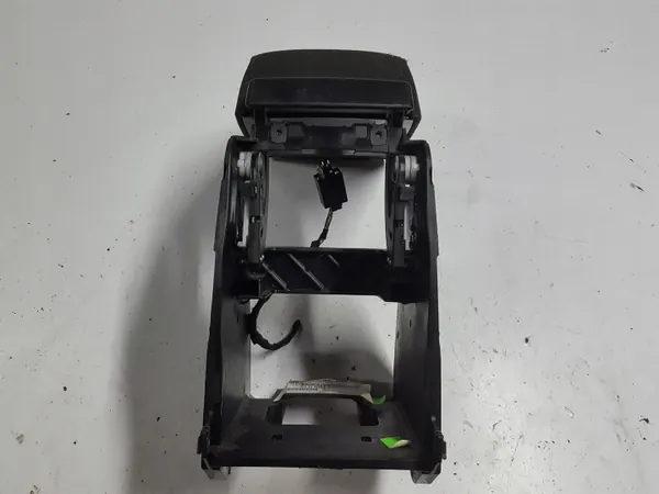 Apoio de Braço OEM TOC48390 para Skoda Yeti 5L 09-13 image 4