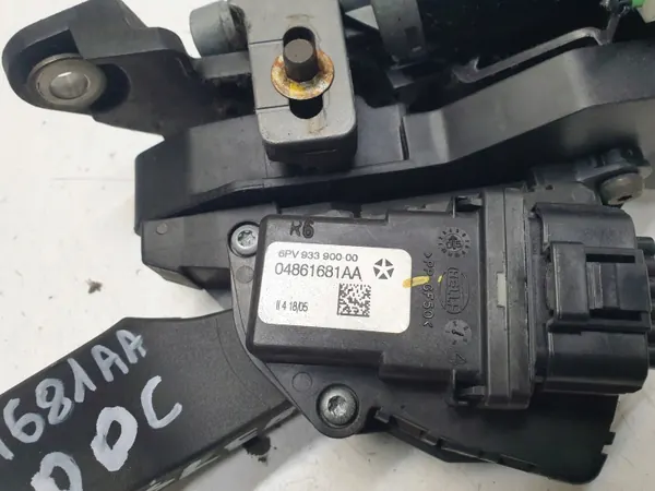 Potentiomètre de pédale d'accélérateur OEM 04861681AA Chrysler 300C image 5