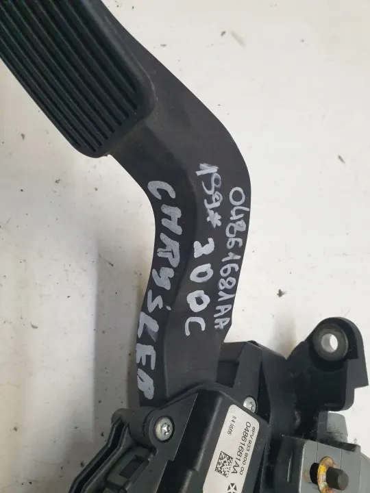 Potentiomètre de pédale d'accélérateur OEM 04861681AA Chrysler 300C image 6