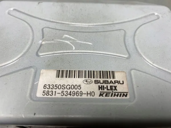 Subaru Forester takaluukun moduuli OEM FBZ16713 image 3