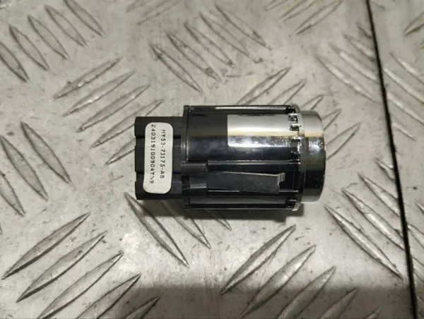Aston Martin DB11 Kytkin OEM HY537J175AB - Käytetty image 3