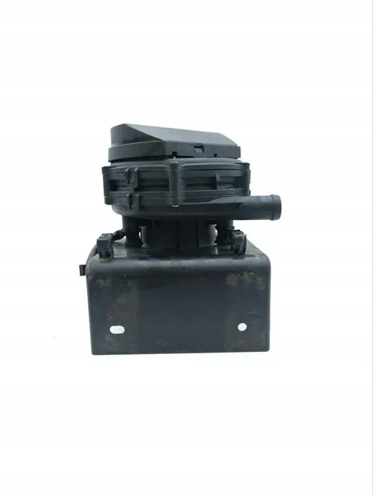 Secundaire luchtpomp Maserati GRAN TURISMO 2011 181197 image 5