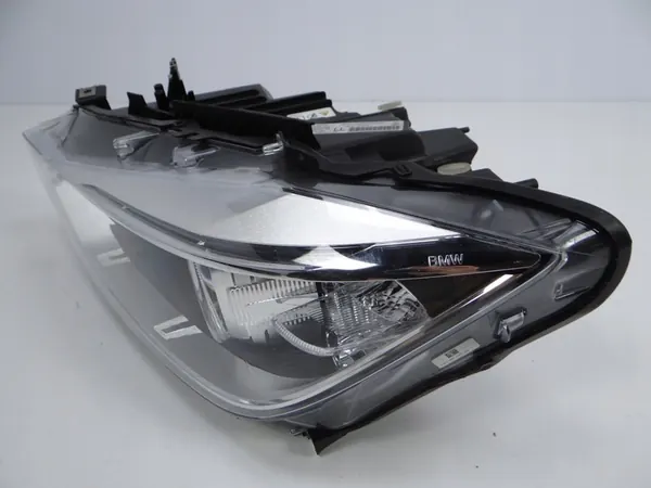 Farol Xenon Esquerdo BMW 3 F30 F31 UE 11-15 image 4