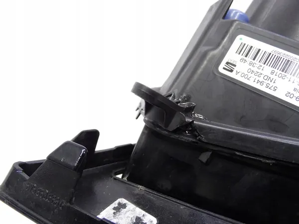 Seat Ateca 575 2016-2020 Luz LED DRL Direita OEM 575941700A image 10