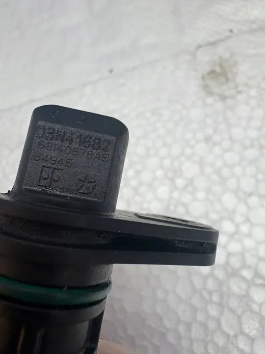 Capteur de Position de Vilebrequin K68140678AB image 3