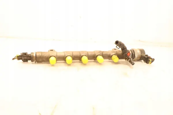 Hyundai i20 1.4 CRDi Diesel ruiskutuskaide OEM 31400-2A650 image 2
