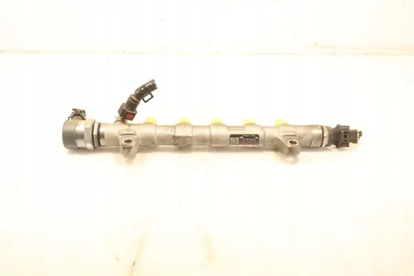 Hyundai i20 1.4 CRDi Diesel ruiskutuskaide OEM 31400-2A650 image 3