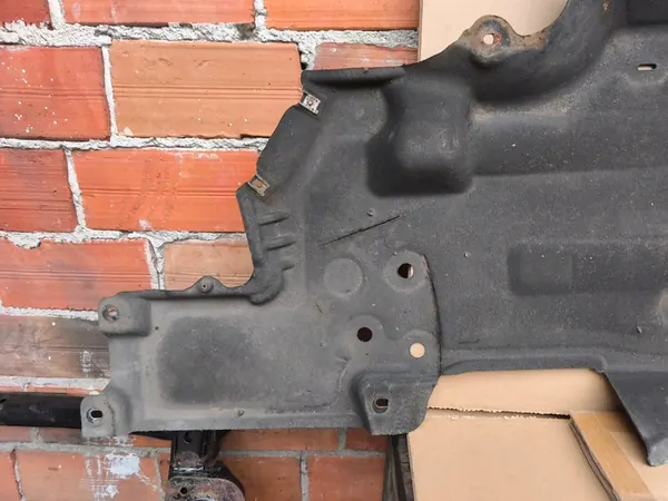 Protection sous-châssis Ford Mondeo MK5 2.0 TDCI droite image 2