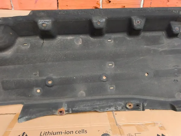 Protection sous-châssis Ford Mondeo MK5 2.0 TDCI droite image 5