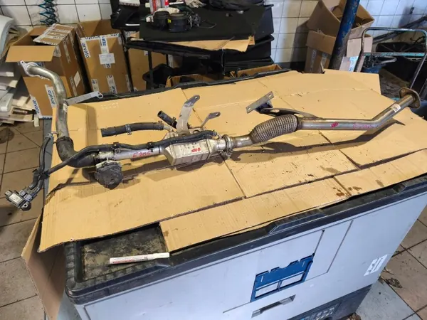 Refroidisseur EGR Audi Q7 Q8 3.0 TDI OEM 059131509Q image 5