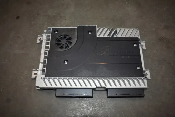 Amplificateur OEM 971035223L pour Porsche Panamera 971 image 2