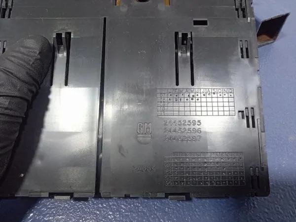 Opel Vectra C Getränkehalter OEM 24452595 Rücksitz image 5
