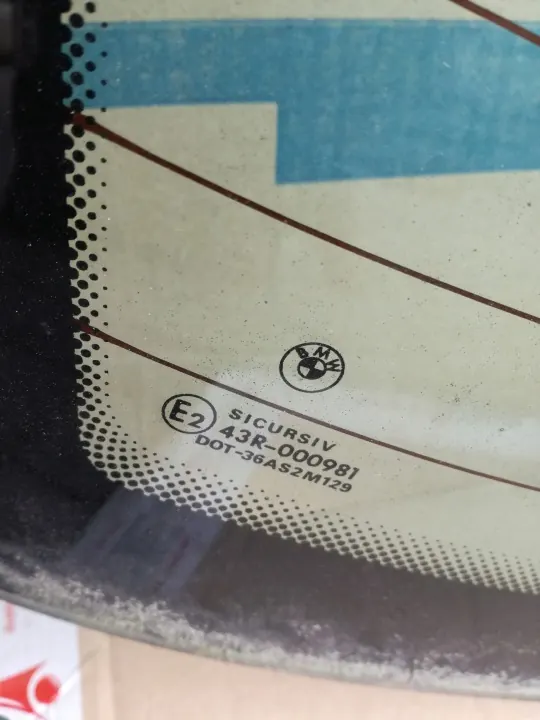 BMW E38 Takalasit OEM BMW E38 SZYBA TYLMA image 3