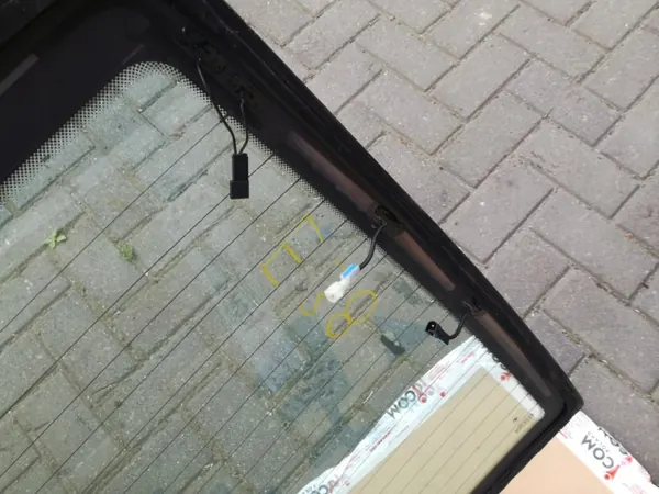 BMW E38 Takalasit OEM BMW E38 SZYBA TYLMA image 5