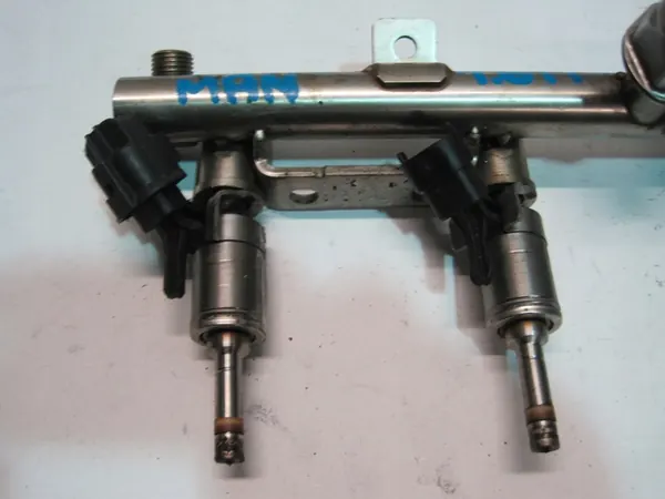 Brandstofrail MINI 1.6IT 7591623 image 2