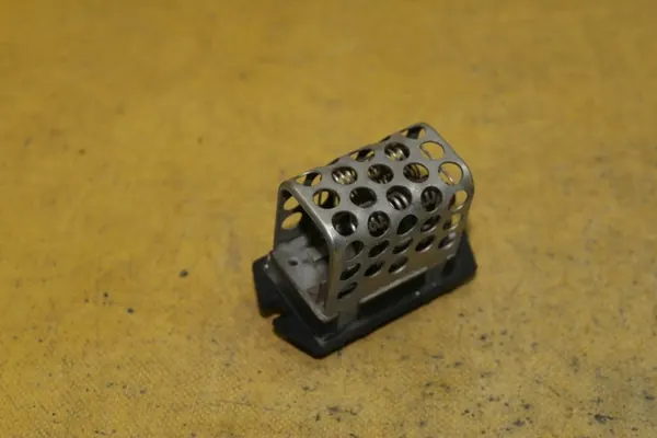 Weerstand 04885583AC Chrysler Pacifica image 2