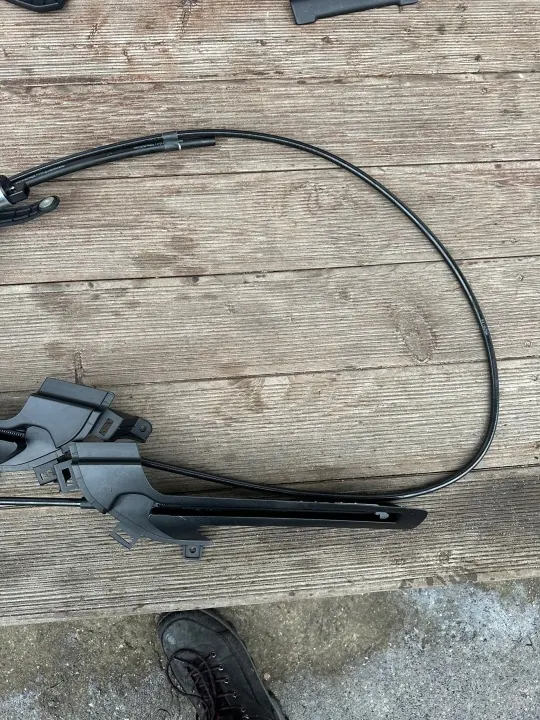 Mécanisme de rouleau coffre Volvo V90 OEM 9918019147 image 3