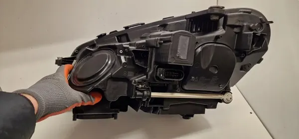 MERCEDES E-KLASSE ILS FULL LED RECHTS A2128205639KZ image 6