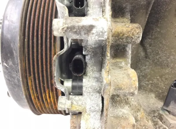 OEM 4731800212 Mercedes-Benz Ölfiltergehäuse image 8