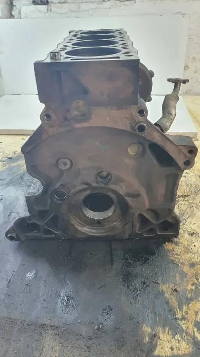 Bloque motor Citroen C-Crosser OEM FOA7178 Usado image 6