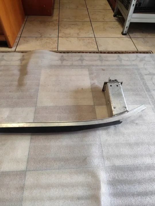 Volvo V60 2018 Vahvistuspalkki OEM 31476358 image 4