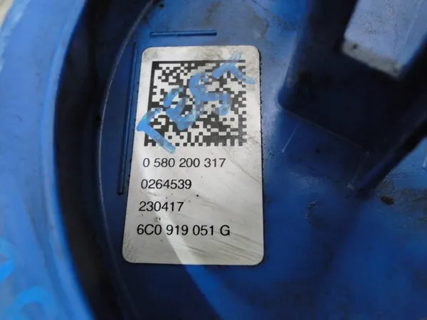 Skoda OE 6C0919051G Bränslepump - Begagnad image 3