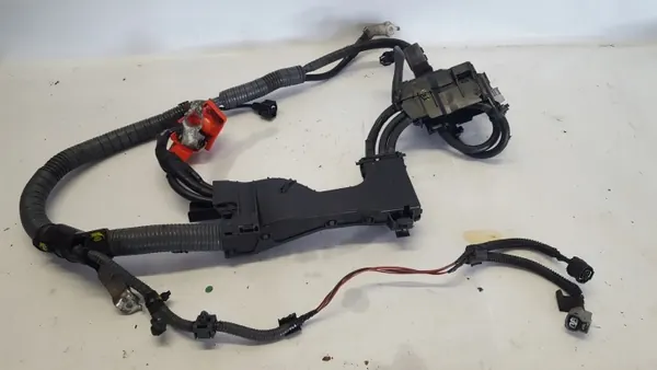 Cable batería Toyota OEM 82815-0f030 para Avensis T29 image 2