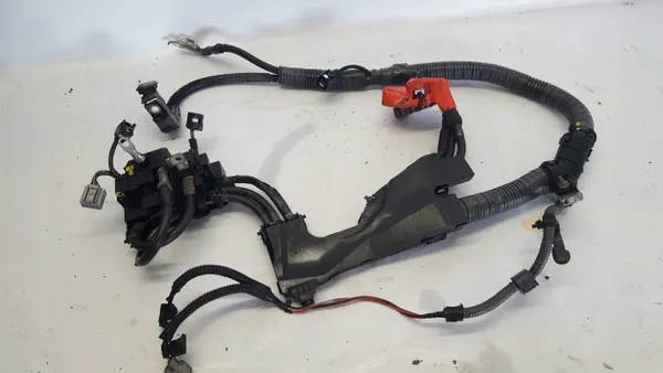 Cable batería Toyota OEM 82815-0f030 para Avensis T29 image 3
