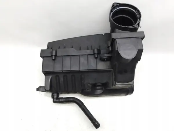 Ilmansuodattimen kotelo - Audi A3 8P, Golf V VI, Tiguan, Passat B6 B7 2.0 TDI image 3