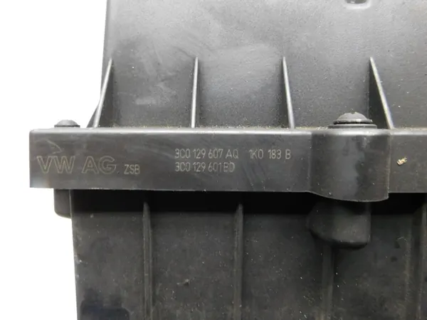 Ilmansuodattimen kotelo - Audi A3 8P, Golf V VI, Tiguan, Passat B6 B7 2.0 TDI image 5