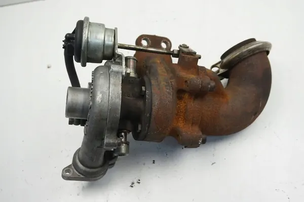 Turboaggregat 1.4 HDI TDCI Citroen Peugeot 0375G9 image 4