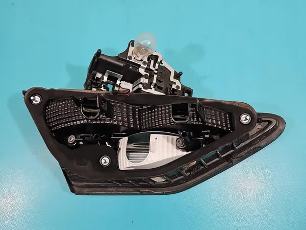 Luz Trasera Derecha Seat Leon III 12- HB Europa image 8