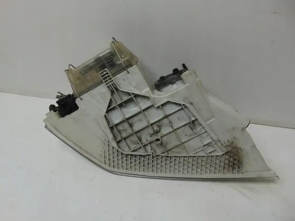 Vasen etu Xenon-ajovalaisin Skoda Octavia II 2004-08 image 10