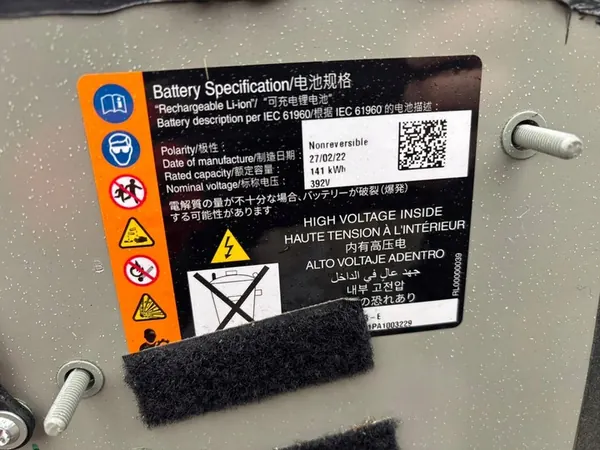 RIVIAN R1T Accu image 9