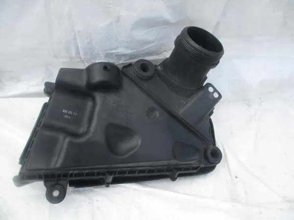 BENTLEY CONTINENTAL GT Ilmansuodattimen Kotelo image 3