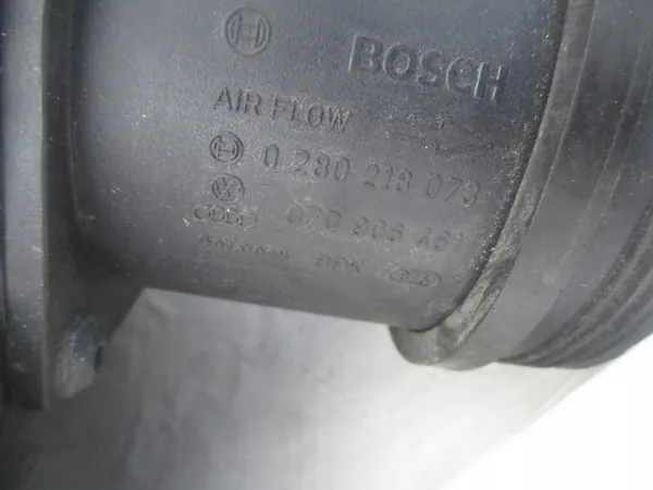 BENTLEY CONTINENTAL GT Ilmansuodattimen Kotelo image 4