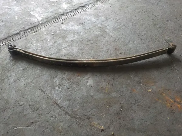 Etuoikea Jousi OEM 9743204202 Mercedes Atego image 2