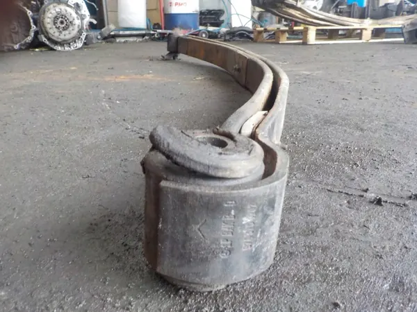 Etuoikea Jousi OEM 9743204202 Mercedes Atego image 5