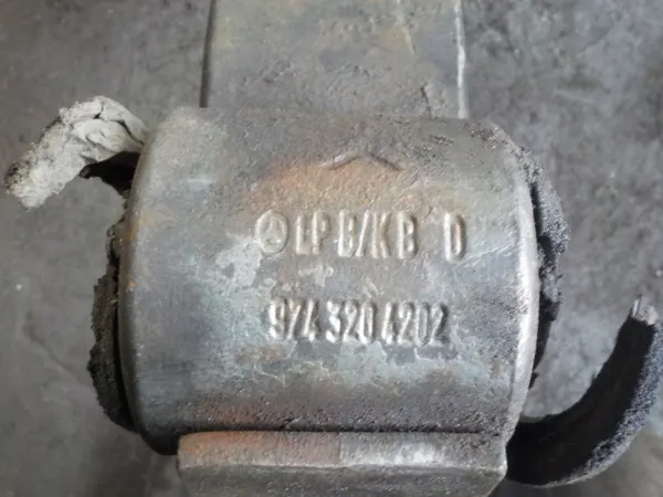 Etuoikea Jousi OEM 9743204202 Mercedes Atego image 6