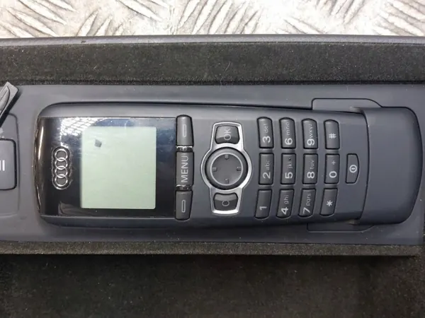 Accoudoir Audi avec support téléphone OEM 4F0971178A image 5