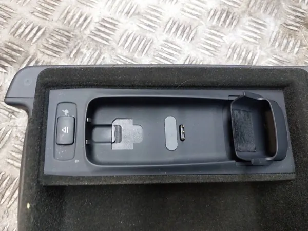 Accoudoir Audi avec support téléphone OEM 4F0971178A image 6