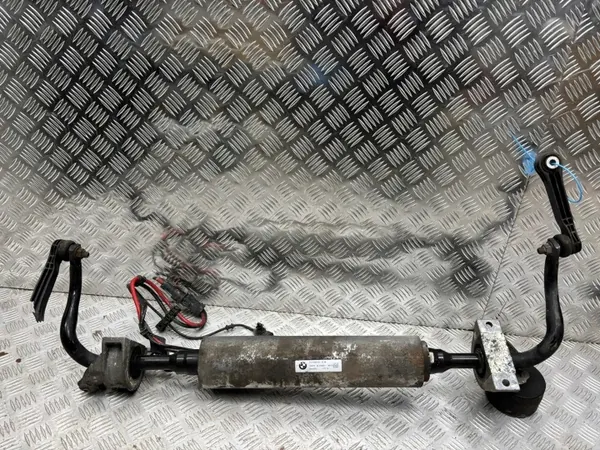 Aktiivinen taka-stabilointitanko OEM 6886159 BMW 7 G11 G12 image 2