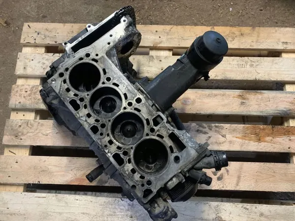 Gebrauchter Motorblock OEM 78113802 für BMW X3 E83 image 4